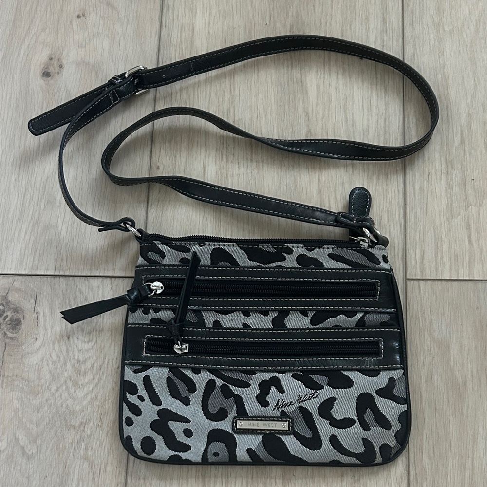 Mint Condition! Nine West Black and Gray Animal Print Crossbody Bag